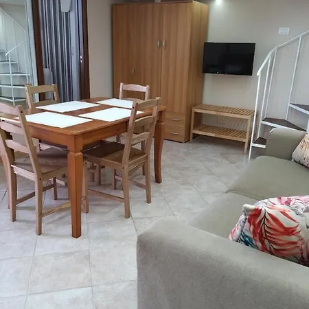 Locazione Turistica Le Fate Guest house 2*
